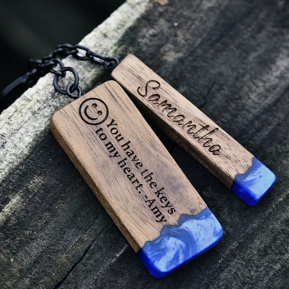 custom-resin-wood-keychain-fashion-personlized-gift-for-couple-car-key-ring-key-chain-engraving-text-logo-name-oem-dropshipping