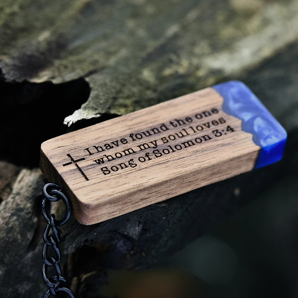 Custom resin wood keychain fashion personlized gift for couple car key ring chain engraving text logo name oem