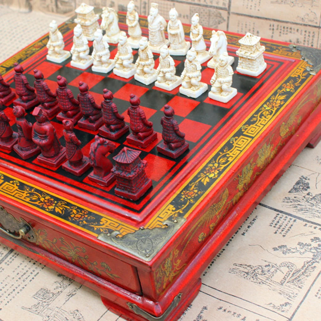 Chinese chess game 32 pieces + wooden box for leisure and entertainment