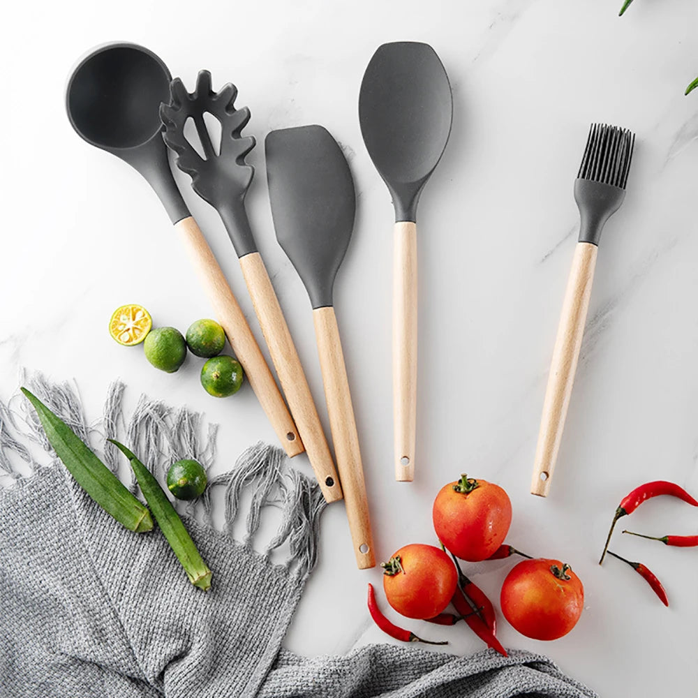 Silicone kitchenware cooking utensils set non-stick cookware spatula shovel egg beaters wooden handle kitchen tool