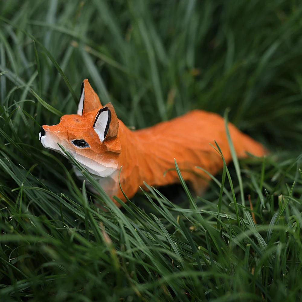 Handcrafted wood carving fox statue cute figurines desk ornament decorations accessories animal sculpture home decor