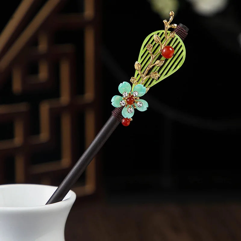 1pc wooden hair stick chinese style winding flower hairpin with tassel elegant lady clip accessories vintage 2024