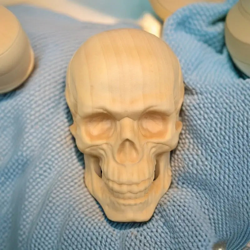 Wood carving skull statue skeleton boxwood handmade solid model miniature ornament halloween decoration sculpture