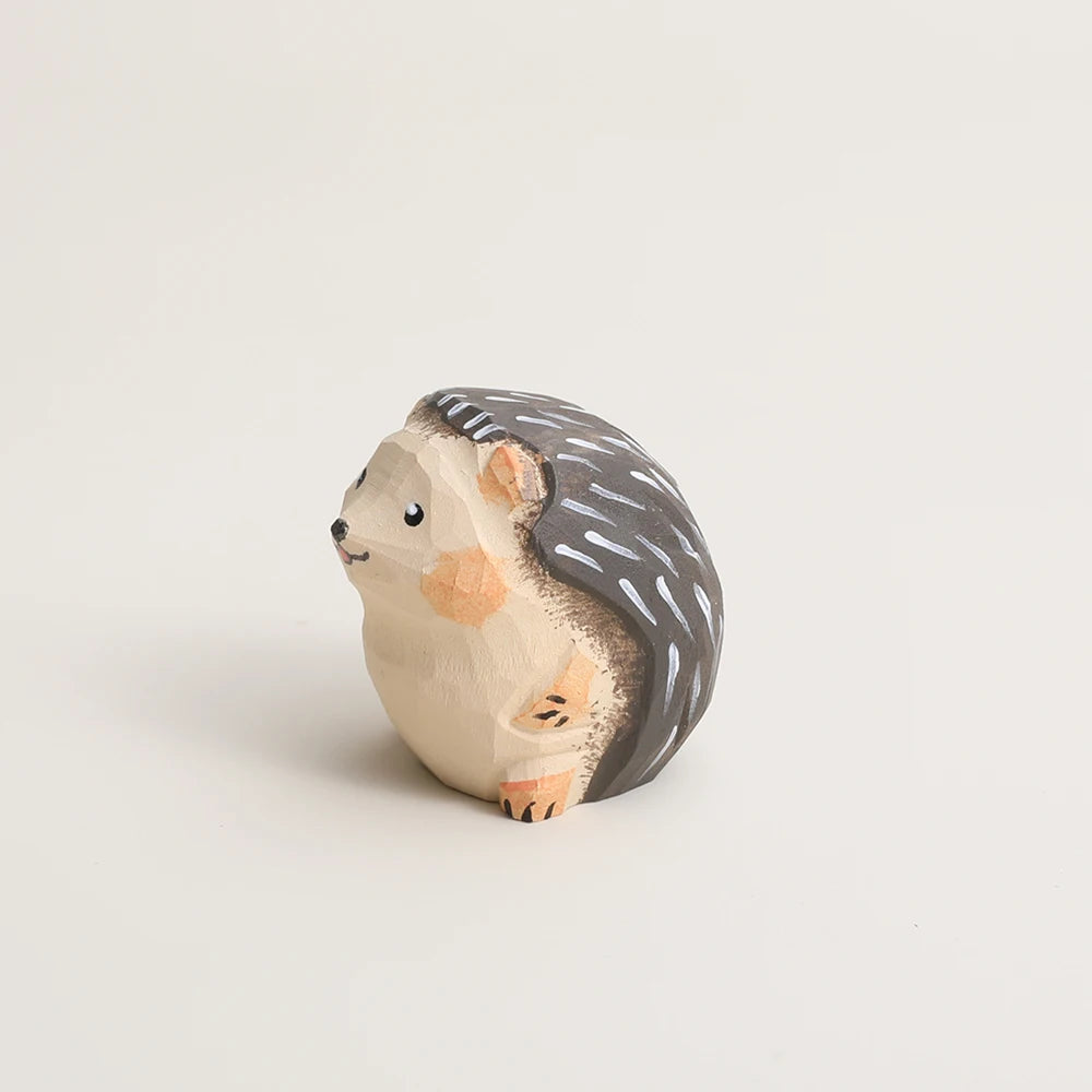 Christmas decoration hedgehogs figurines handmade wood carving ornaments small animal handcrafted wooden - light grey