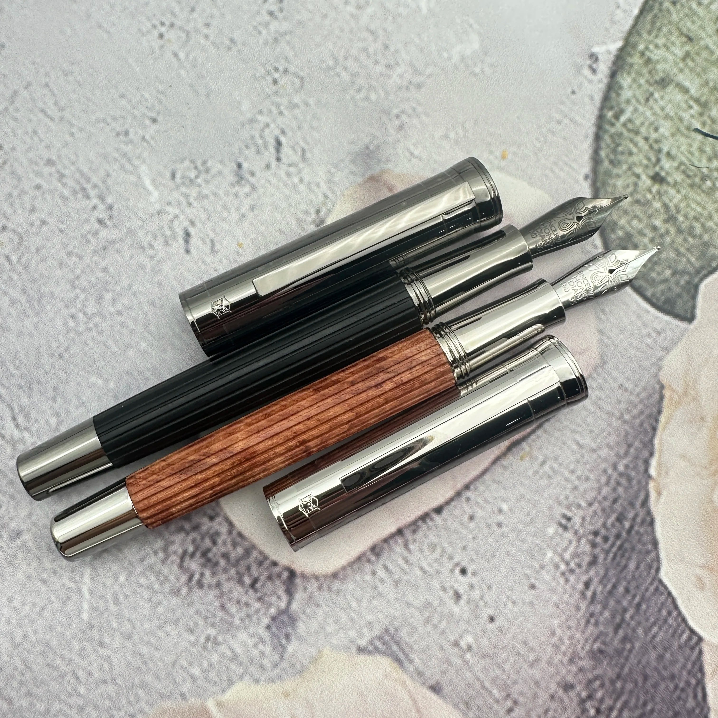 classic-retro-hongdian-1866-balck-wood-fountain-pen-soft-elastic-6-blade-nib-writing-ink-pen-school-office-supplies-gifts-pens