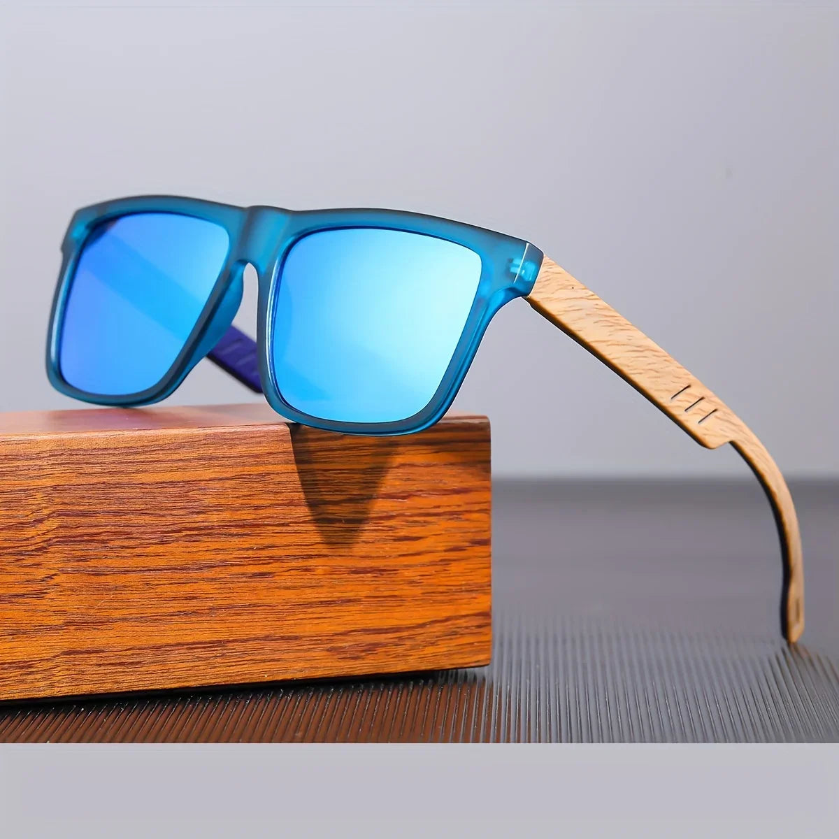 New square casual sunglasses wood grain spring hinges uv400 protection unisex outdoor daily eyewear