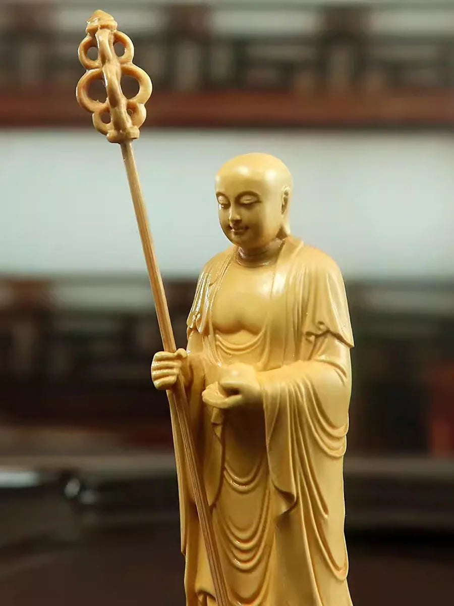 Wooden carving art of buddha statue in living room tibetan ksitigarbha bodhisattva ornament figurine enshrine