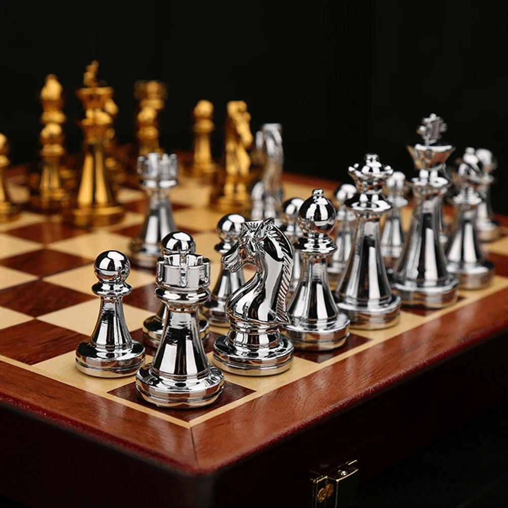 Medieval chess set with chessboard gold silver bronze pieces magnetic board game for paren-child interaction - 1