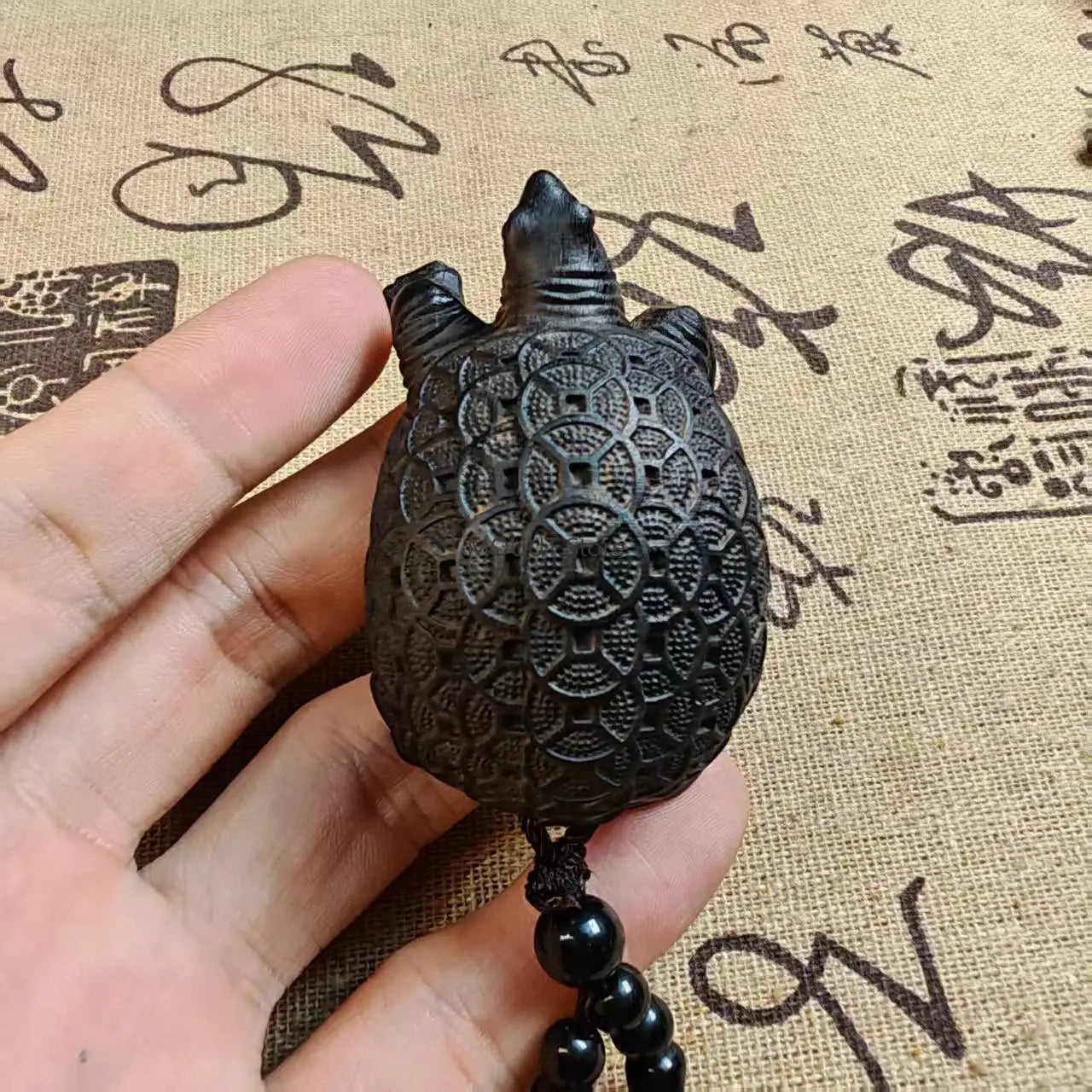 agarwood-sculpture-money-turtle-ornament-wooden-turtle-office-home-figurines-decoration-accessories-birthday-gift-for-family