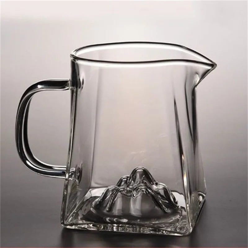 Square bottom snow mountain heat-resistant glass fair cup tea pitcher with wooden handle chahai kung fu divider set