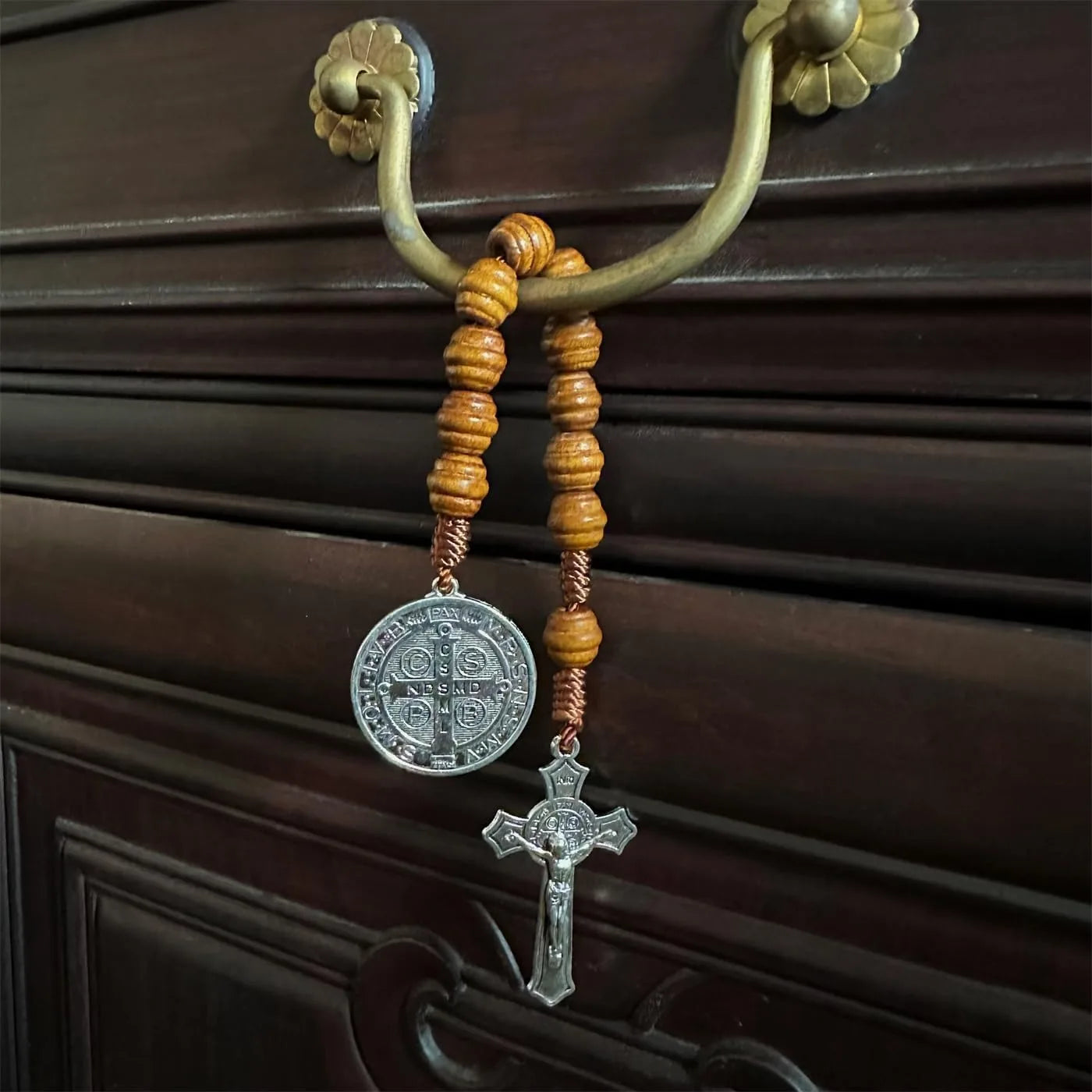 Saint benedict medal prayer pocket rosary catholic brown wood beads with medalla de san benitol and crucifix 9