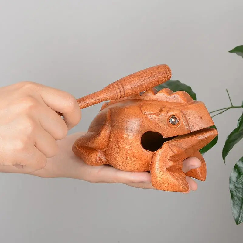 Wooden lucky frog toy attracting wealth ornament kids musical instrument percussion gift animal home art decoration