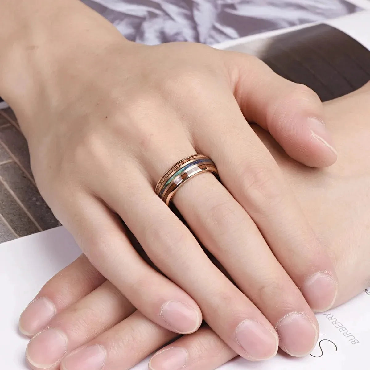 Fashion 8mm men rose gold color stainless steel rings inlay hawaiian koa wood and abalone shell for wedding jewelry