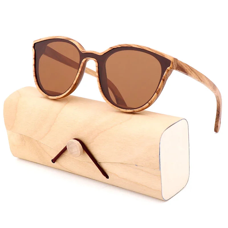 one-piece-lens-wooden-sunglasses-spain-customer