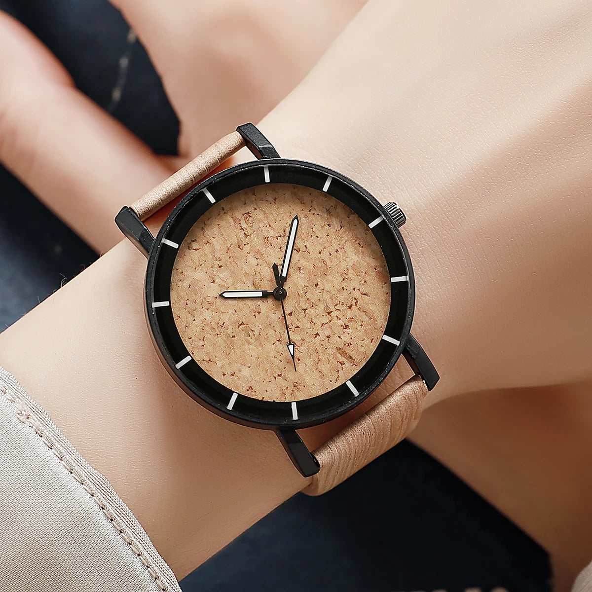 Fashion women watches casual wooden leather strap quartz wristwatches ladies clock reloj mujer