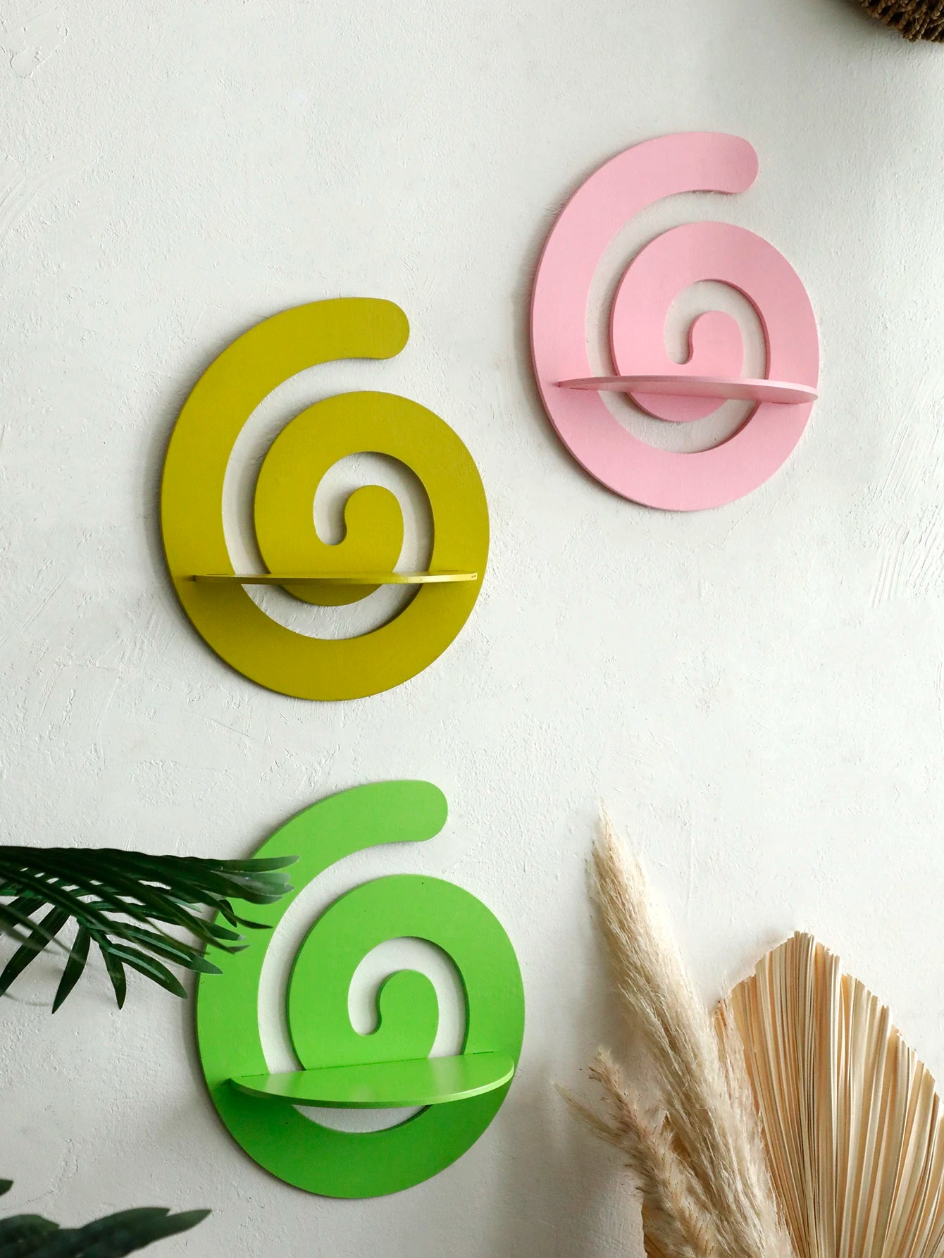 Cute candy shape wooden floating wall shelf display plant flower pot tray storage rack art home decoration girl room