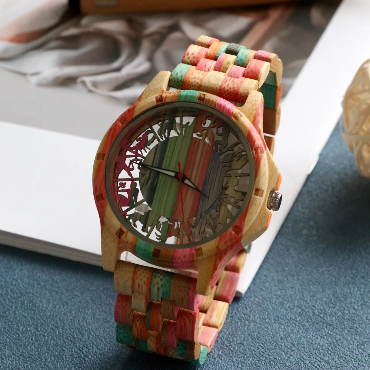 Colorful bamboo men’s watch,12 constellation scale hollow-out dial,fashion quartz wristwatch,men’s wooden watch,gift