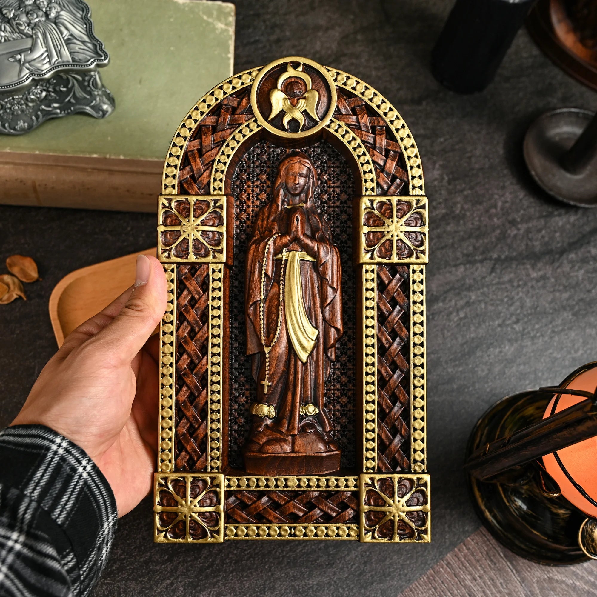 Virgin mary crafts cross-border solid wood carving creative desktop ornaments christmas decorations holiday gifts