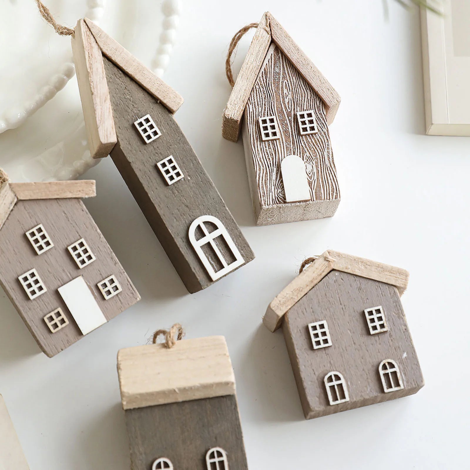 solid-wood-christmas-house-small-house-christmas-tree-log-house-creative-layout-decoration-ornaments-for-christmas-tree-holiday