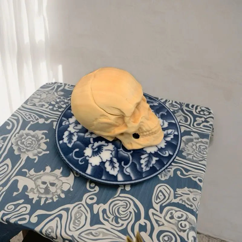 Wood carving skull statue skeleton boxwood handmade solid model miniature ornament halloween decoration sculpture