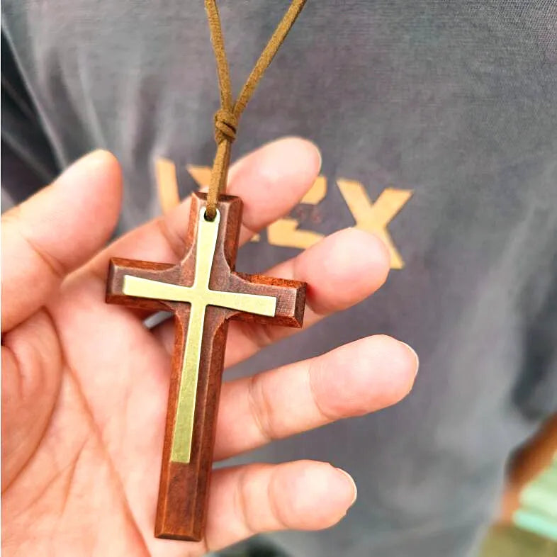 Retro artistic wooden cross nelace korean faion pendant long men’s sweater chain hanging decoration ex version