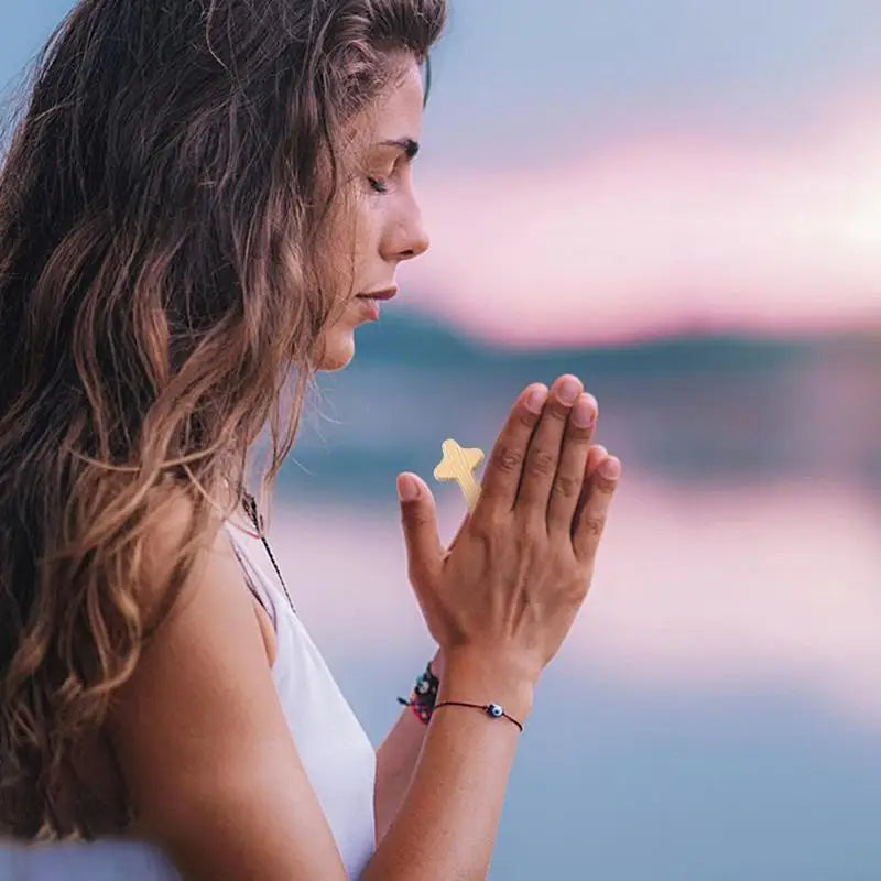 Cross wood hand jesus gift christ church christmas cathilic religious prayer priests - brown color / 1pc / china