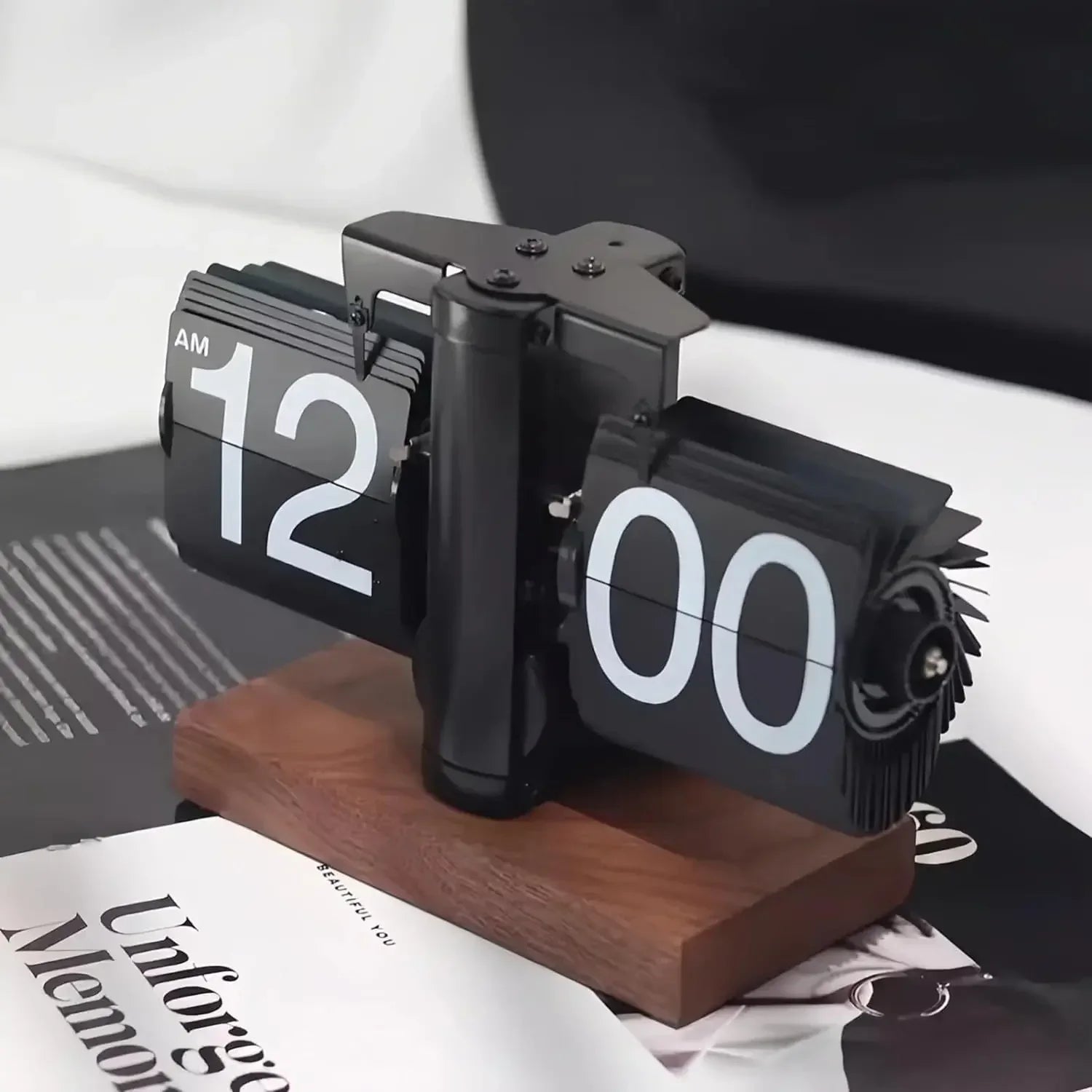 flip-desk-clock-digital-retro-clock-with-automatic-rotating-tube-battery-operated-mechanical-melting-clock-for-decoration