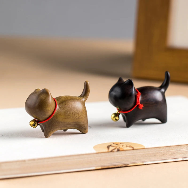 Mini natural wood cat dog miniatures hand-carved wooden puppy kitty figures room decor home decoration accessories