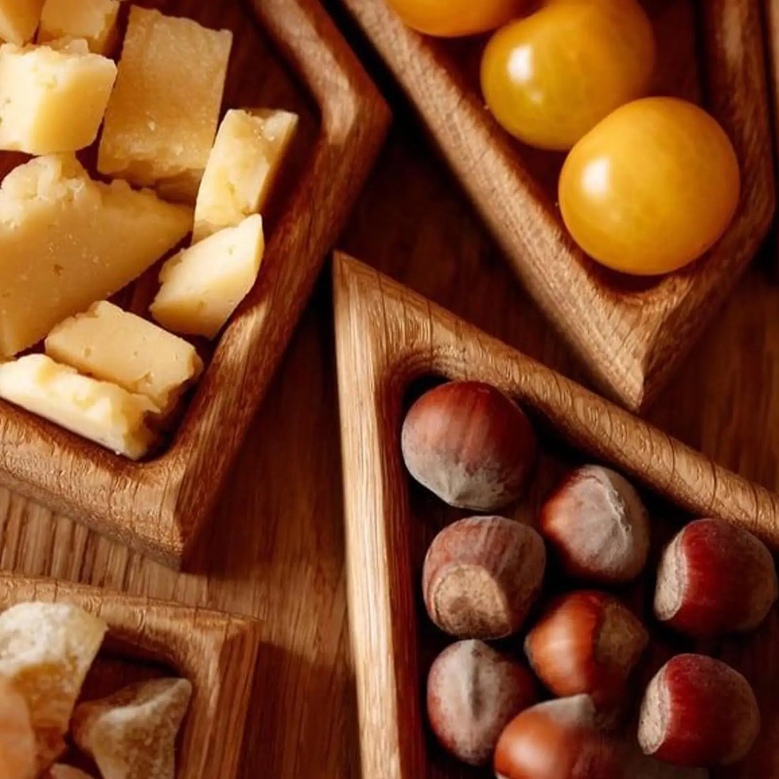 Wooden serving tray charcuterie board 8-petal detachable divided snack plate natural wood puzzle for kitchen breakfast