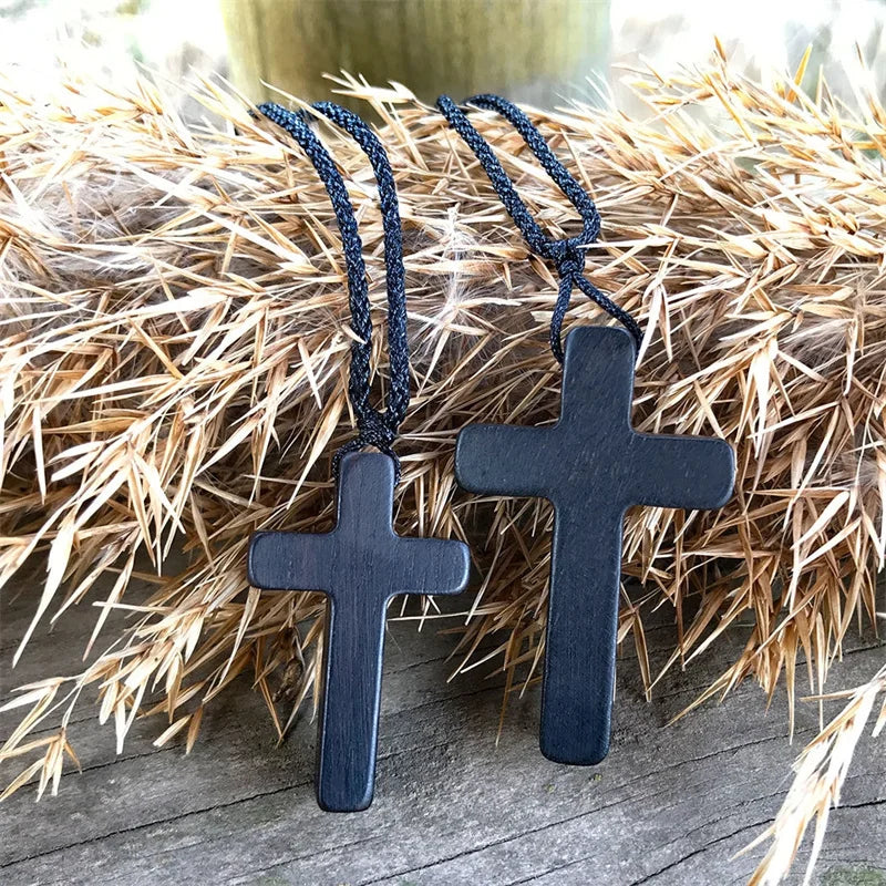 3cm hign-end ebony cross pendant necklace for lady gift blessing jewelry simple and fashionable sandalwood men