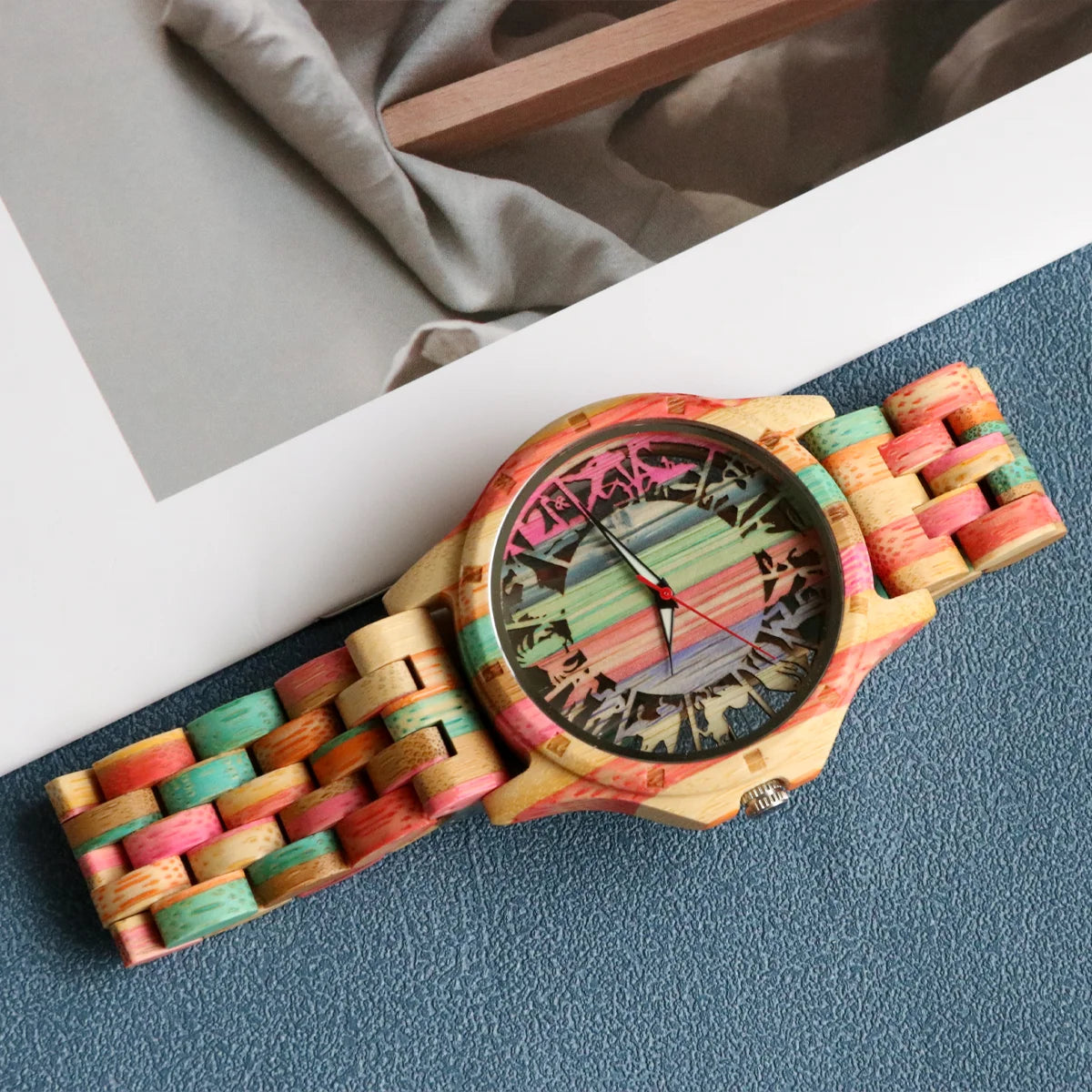 Colorful bamboo men’s watch,12 constellation scale hollow-out dial,fashion quartz wristwatch,men’s wooden watch,gift