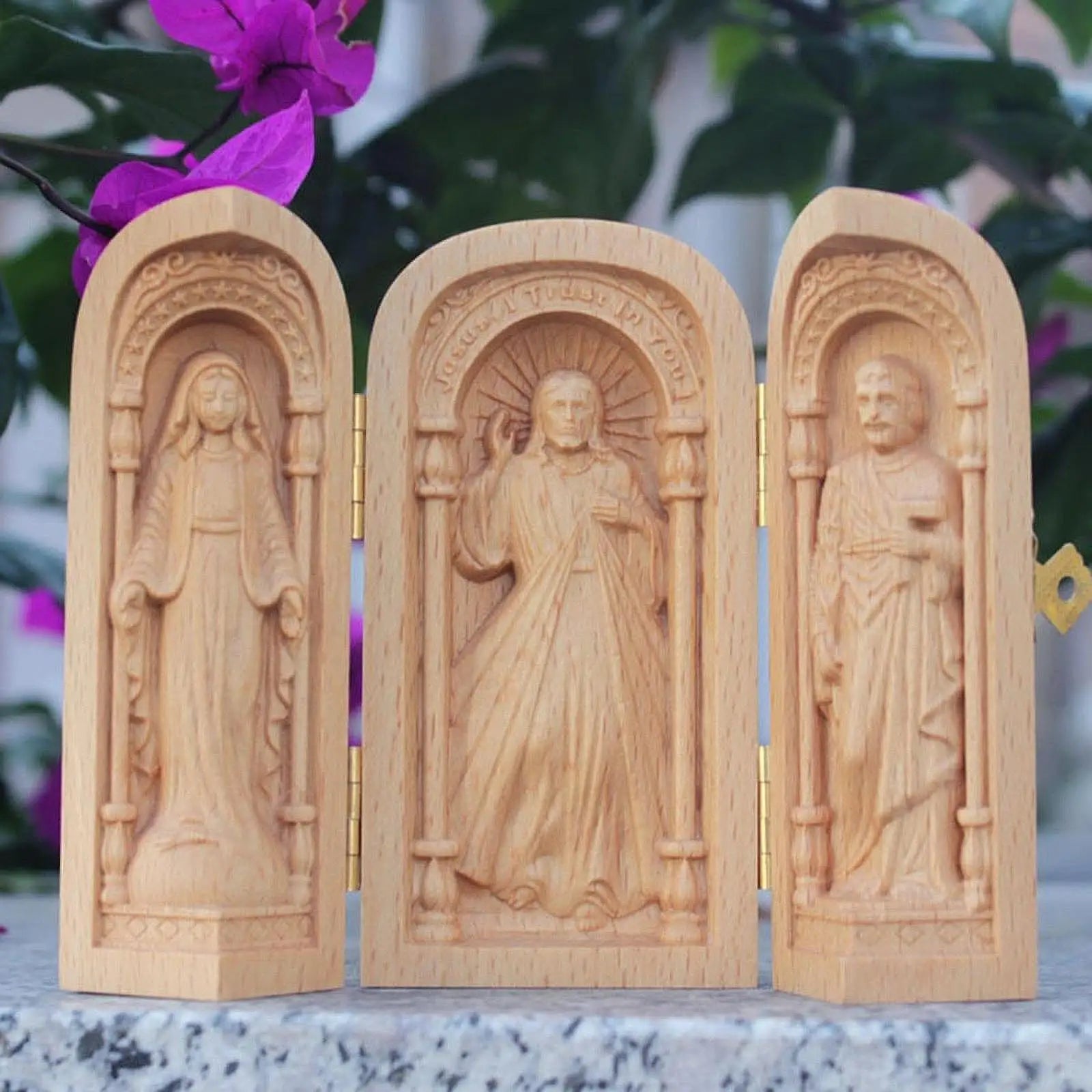 Catholic wooden statue home prayer ornament for cabinet decor centerpiece - religious (christian)