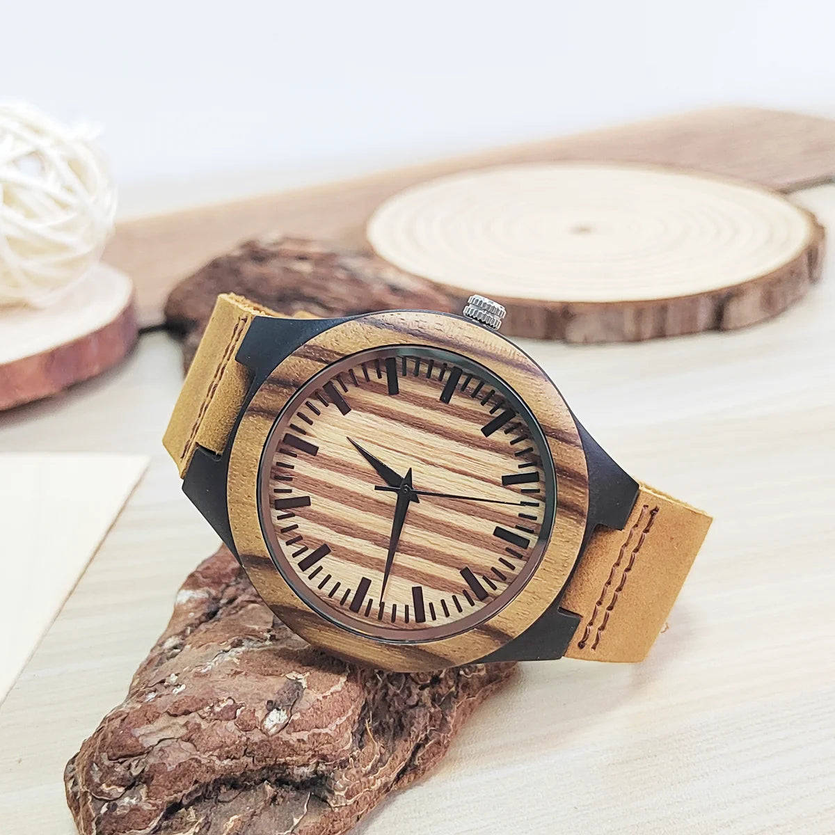 Vintage wooden wrist watches for men & women leather strap clock quartz wood personalized men’s birthday gift wholesale